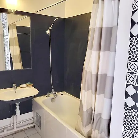 Apartment Spacieux Asnieresa Asnieres-sur-Seine